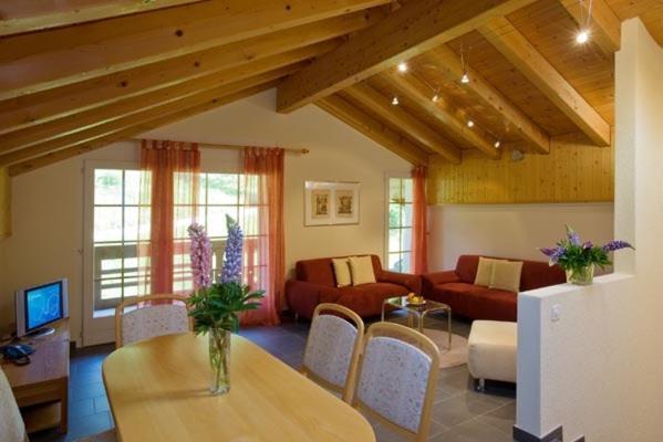 Apartments Castle Goms Стая снимка